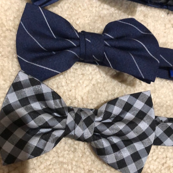 Four ties - Picture 4 of 8